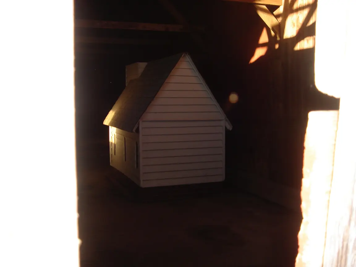 The barn outside Ohio, Illinois, and what was waiting inside the crack.